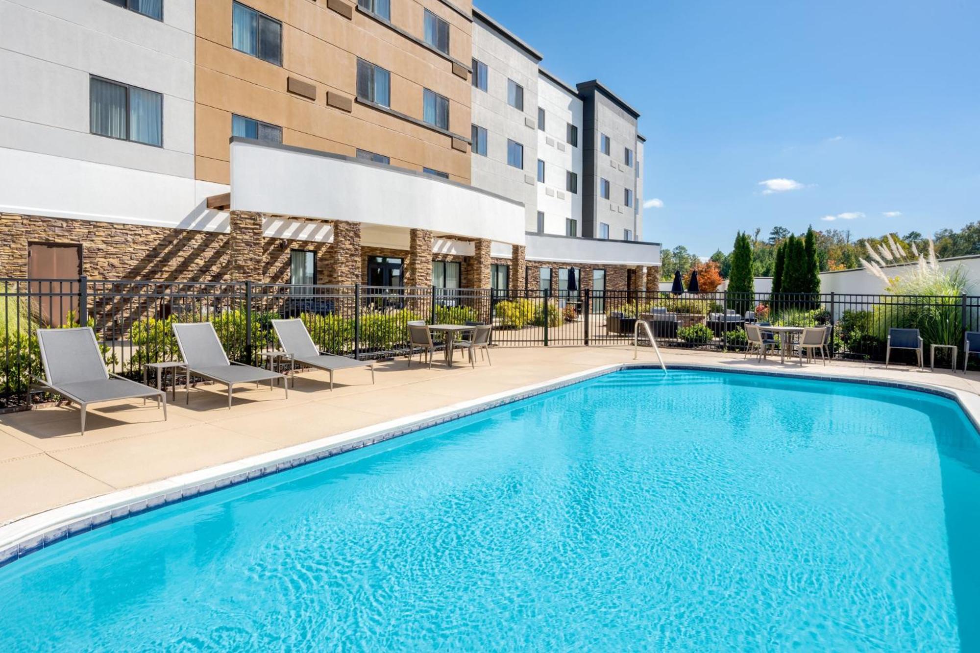 Hotel Courtyard By Marriott Auburn Exteriér fotografie